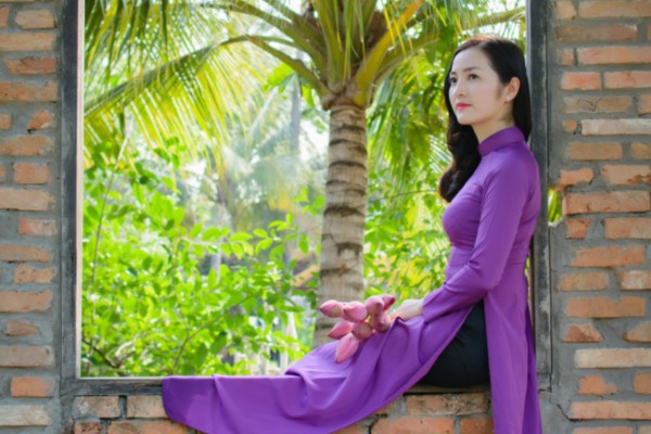 武汉夜生活新宠：桑拿洗浴电话，畅享舒适时光